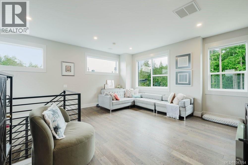 2991 Irwin Rd, Langford