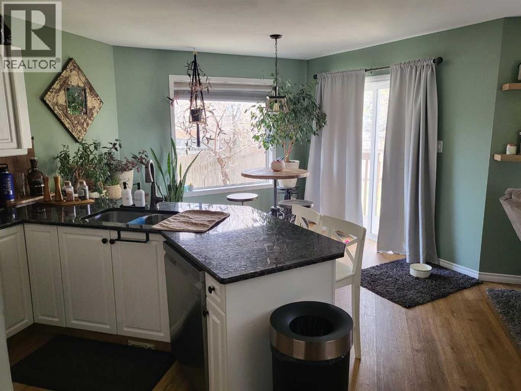 123 Stoney Crescent W - Image 9