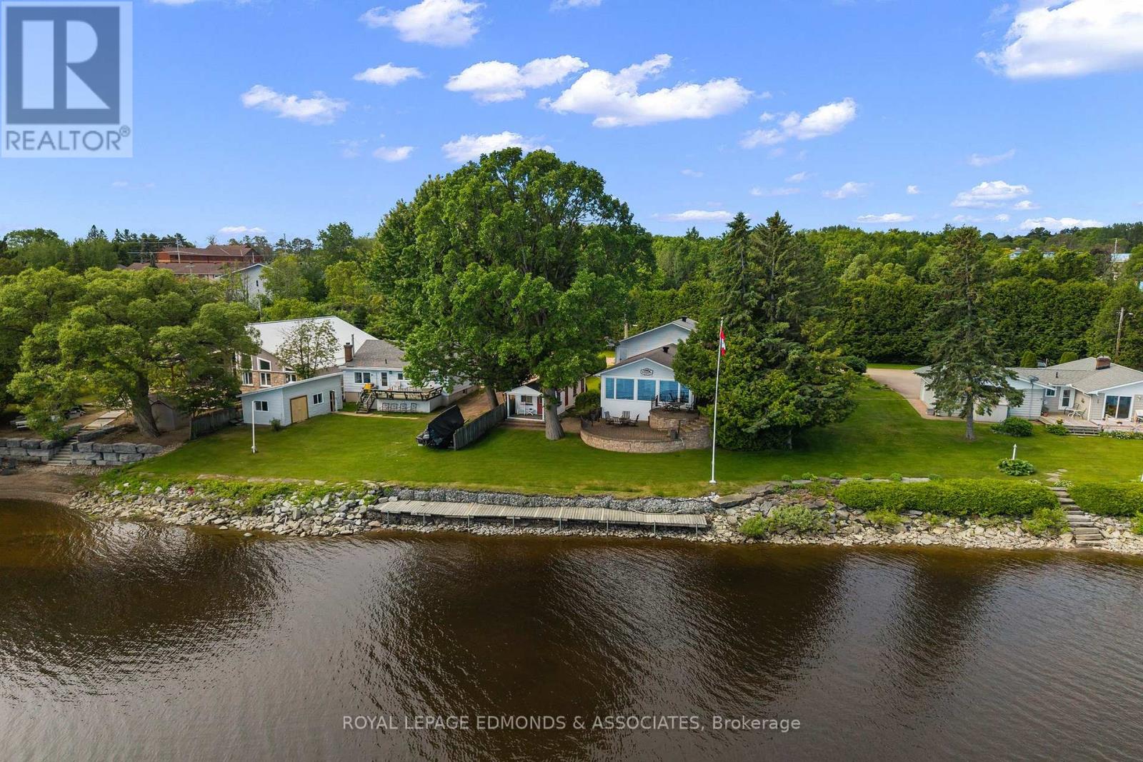 907 CEDAR LANE - Image 46