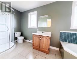 18 Alderberry Lane thumbnail 14