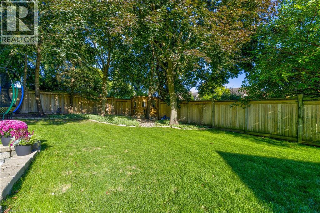 6 MAYS Crescent - Image 38