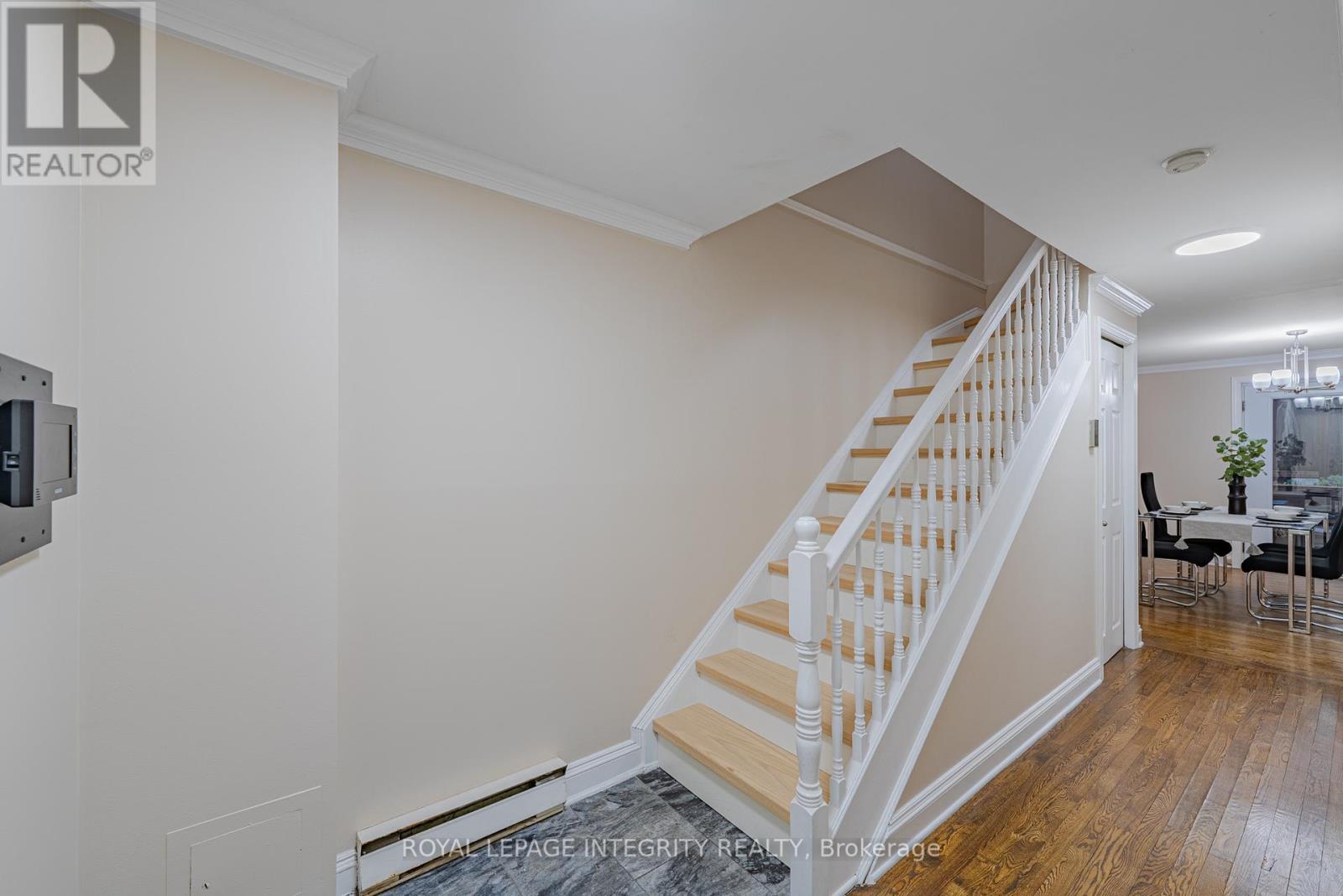 #103 222 RUSSELL AVENUE - Image 14