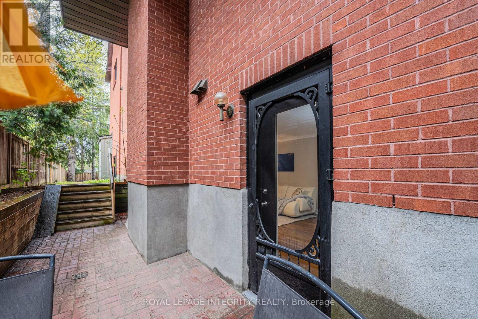 #103 222 RUSSELL AVENUE - Image 28