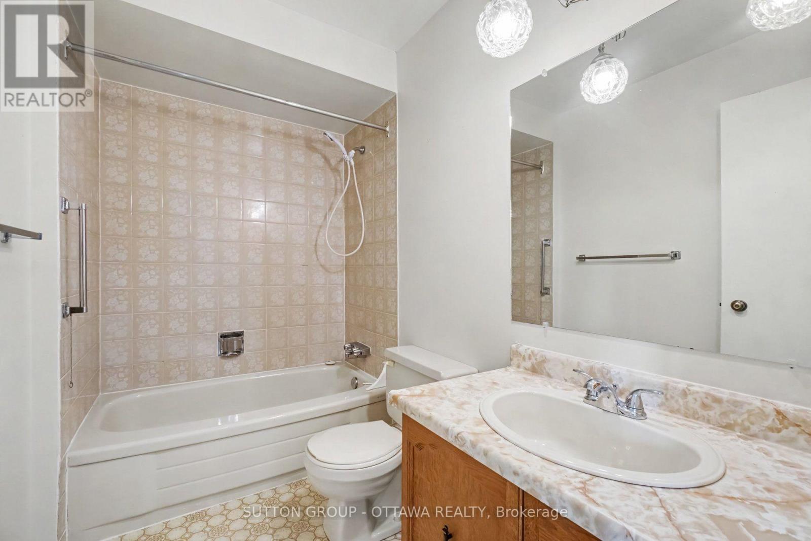 792 HARLEQUIN CRESCENT - 23