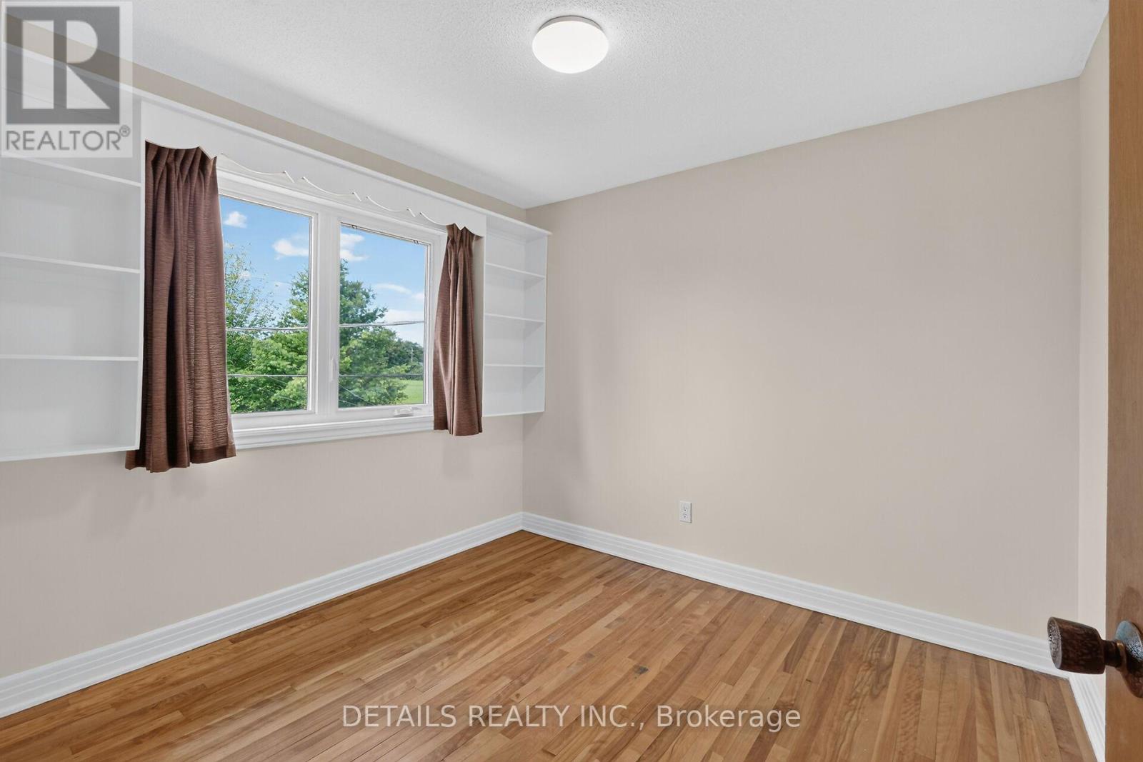1840 HAIG DRIVE - 37