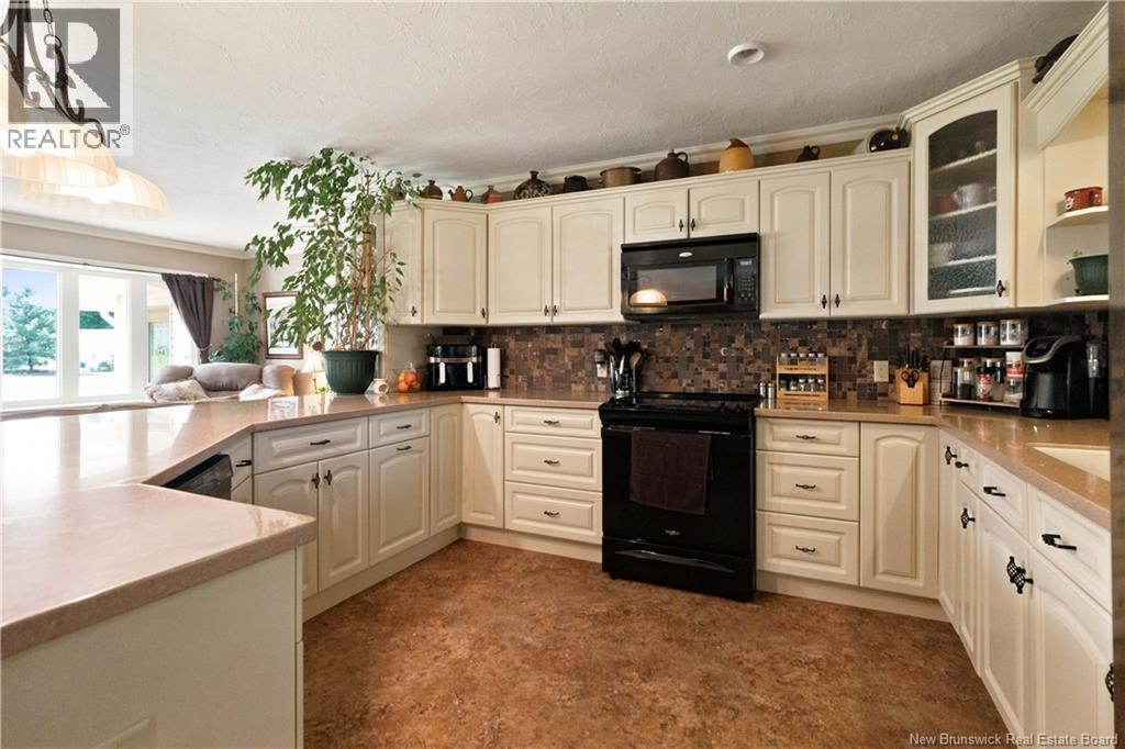 98 Firwood Crescent - Image 11