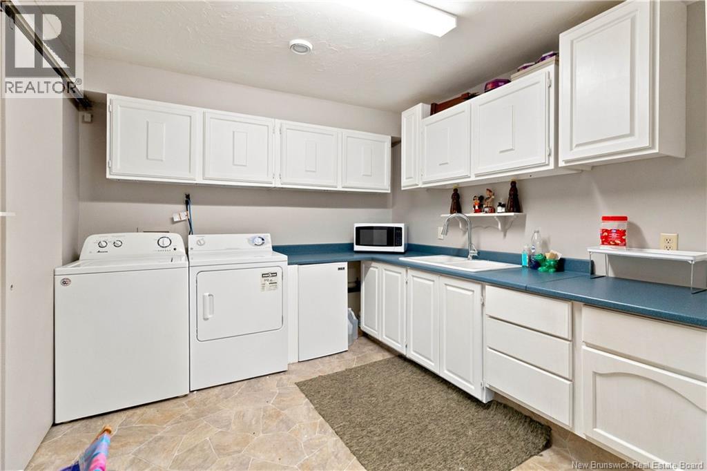 98 Firwood Crescent - Image 42