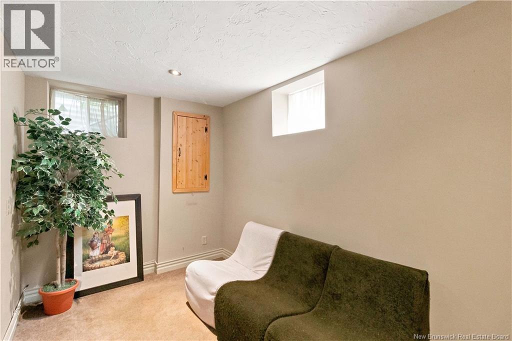 98 Firwood Crescent - Image 48