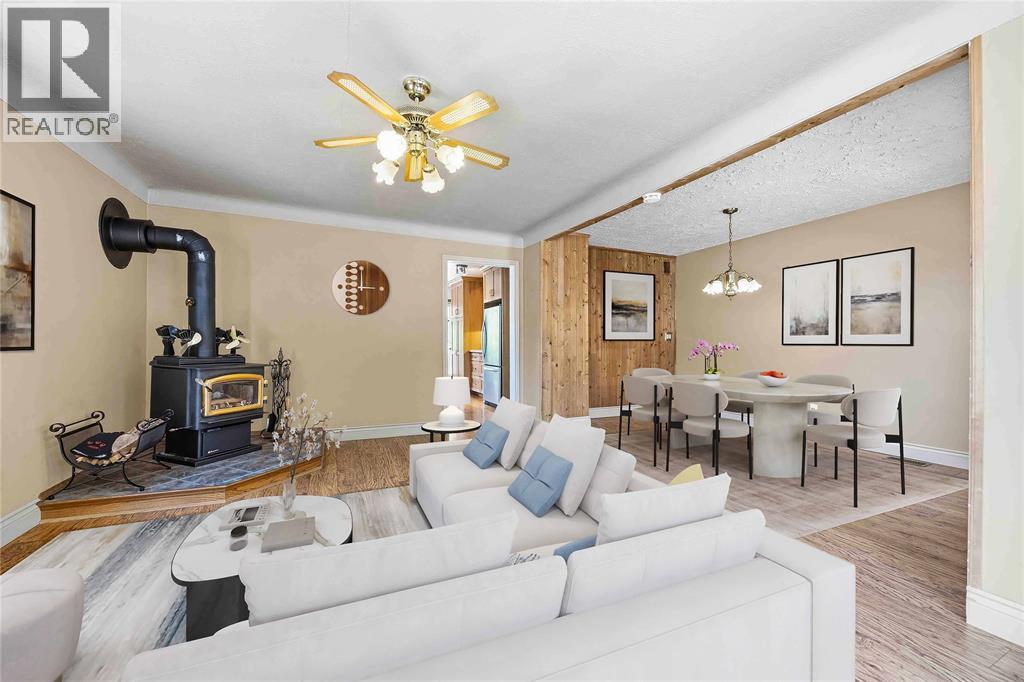 1477 BAXTER AVENUE - 4