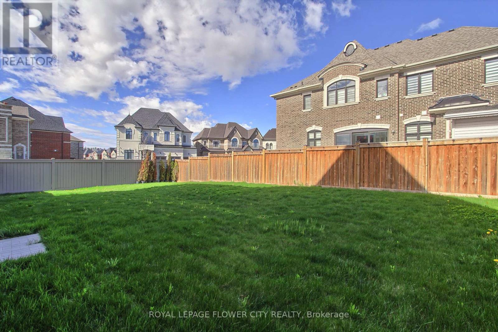 105 MORNING SPARROW DRIVE - 45