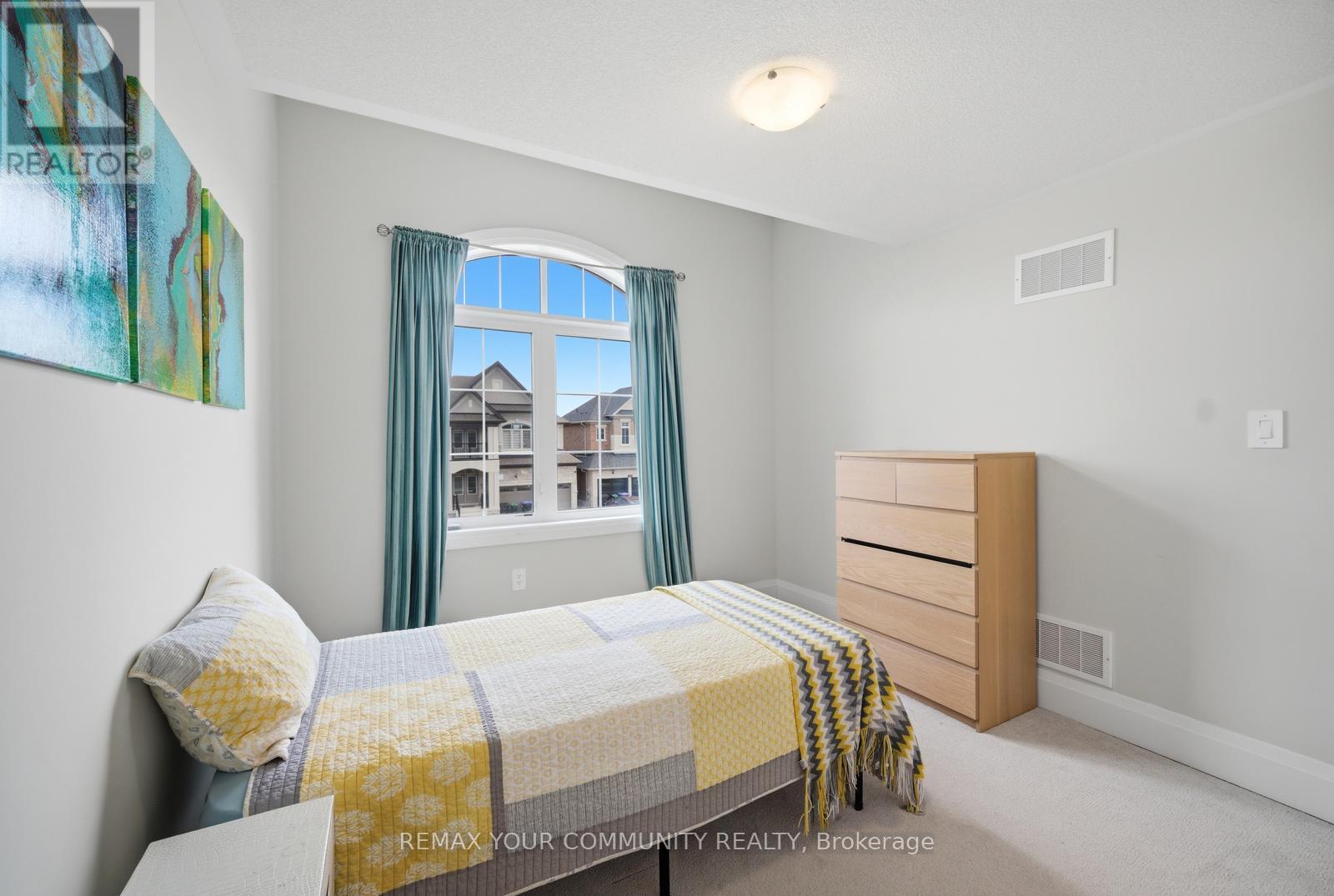 1210 WICKHAM ROAD - Image 33