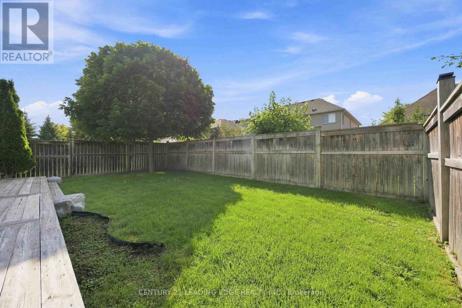 16 BOLSTER LANE - Image 32