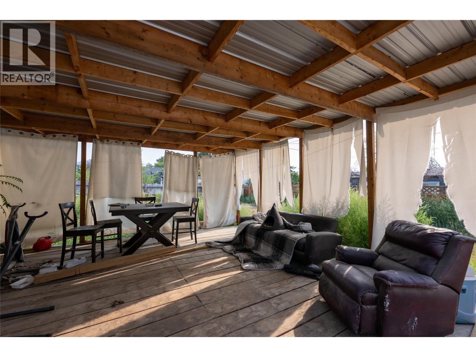 364 Royal Avenue - 20