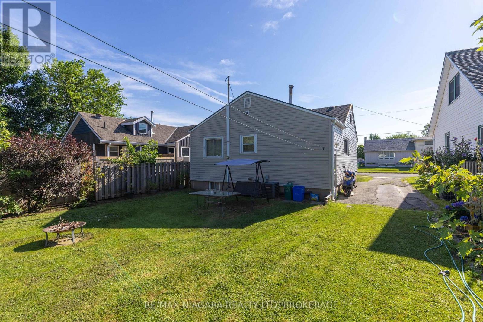 42 DOUGLAS STREET - 2