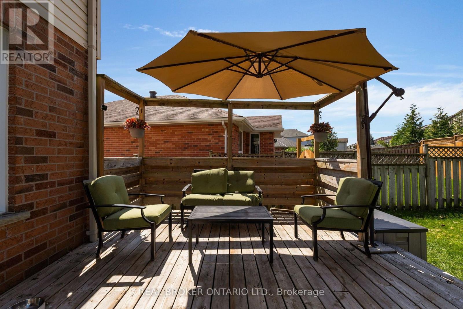 64 VANESSA DRIVE - Image 35