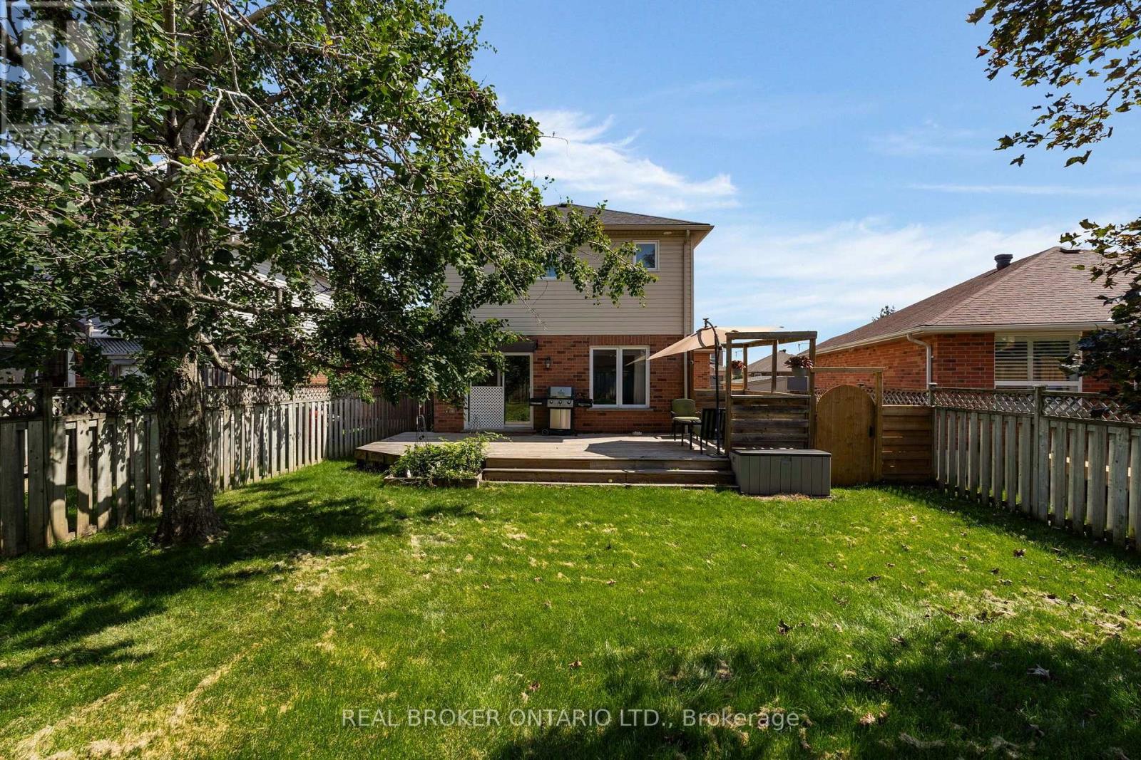 64 VANESSA DRIVE - Image 38