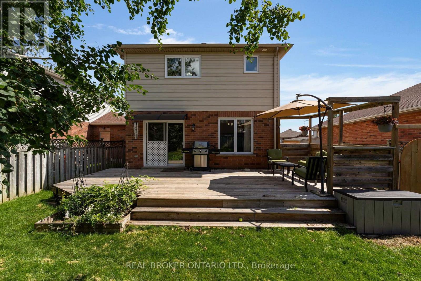 64 VANESSA DRIVE - Image 39