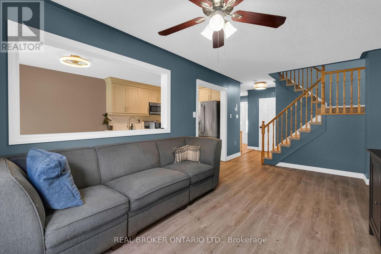 64 VANESSA DRIVE - Image 9