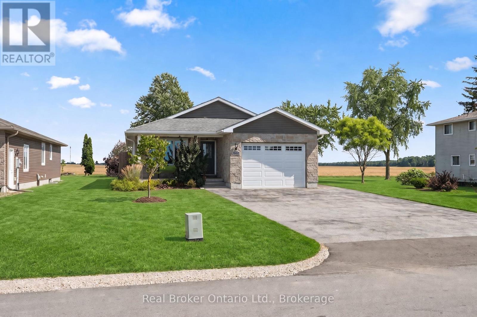 157 CLYDE STREET - 1
