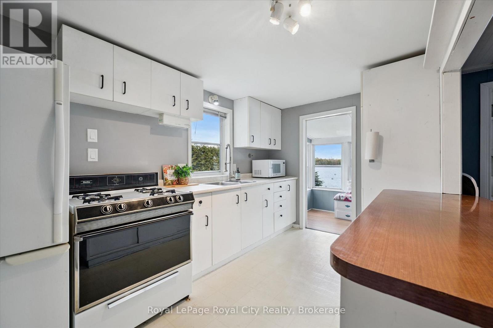 335 THIRD STREET - 11