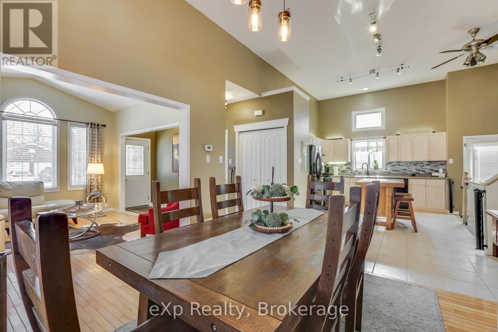 547 FOREST CREEK PLACE - Image 8