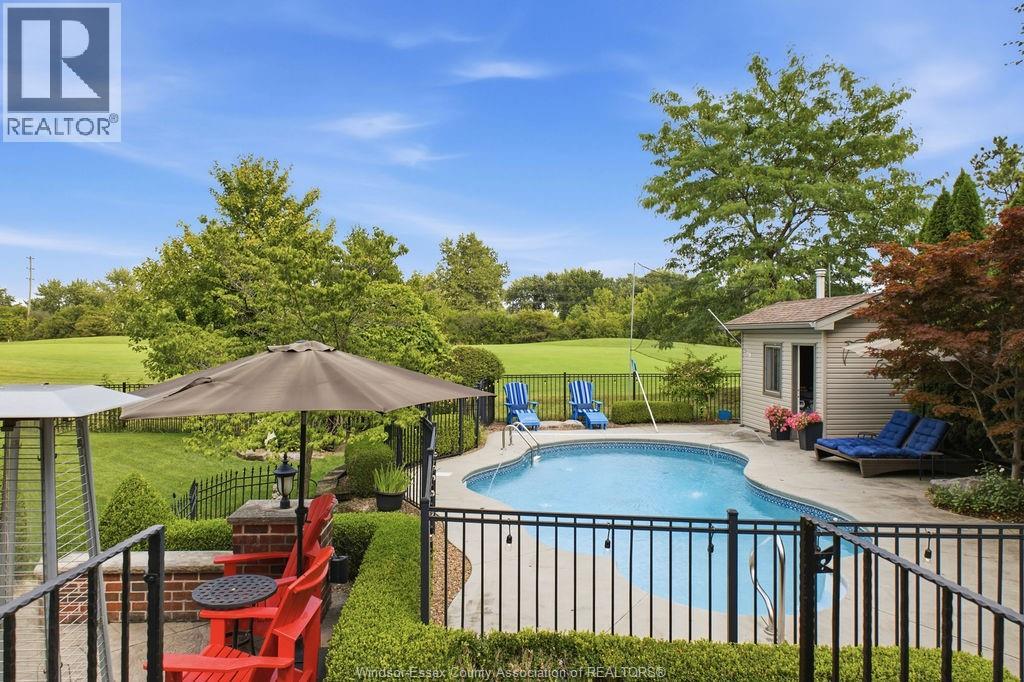 205 CLUBVIEW DRIVE - Image 40