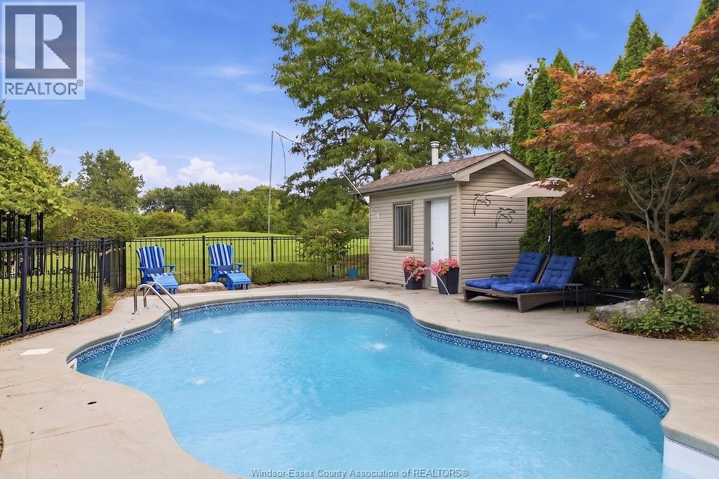 205 CLUBVIEW DRIVE - 45