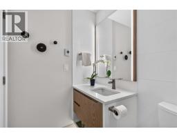 303 1018 Pentrelew Pl, Victoria, BC V8V4J6 Photo 29