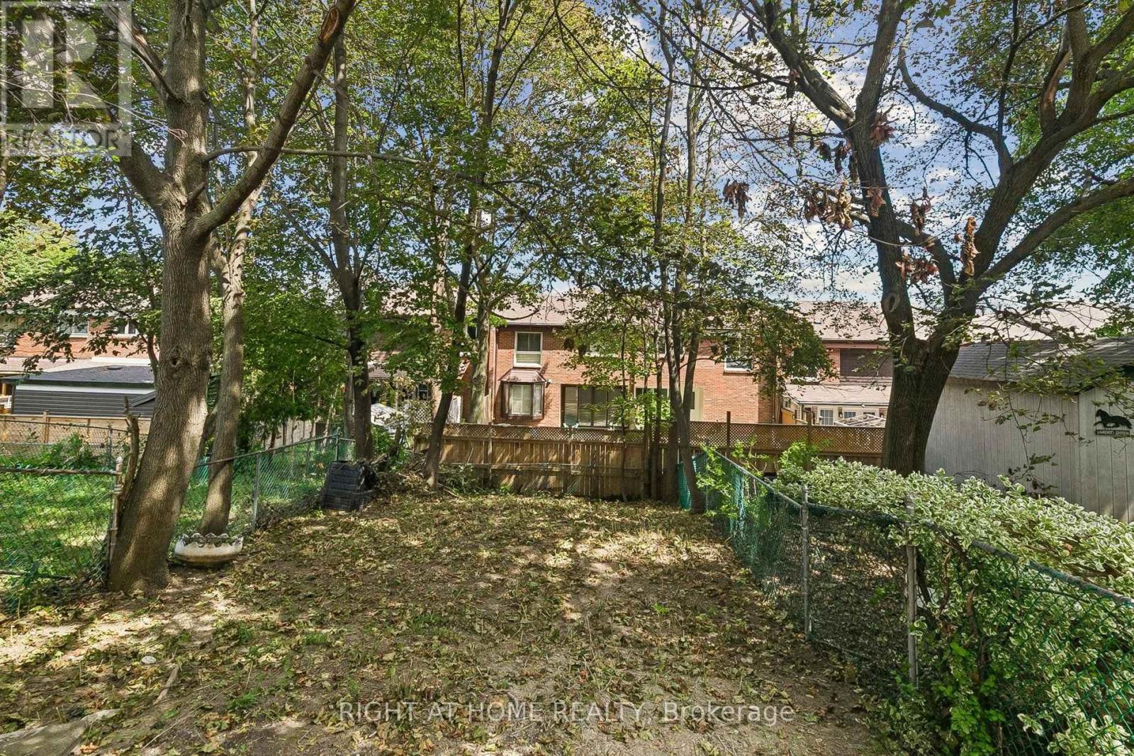 29 CHEATHAM PLACE - 25