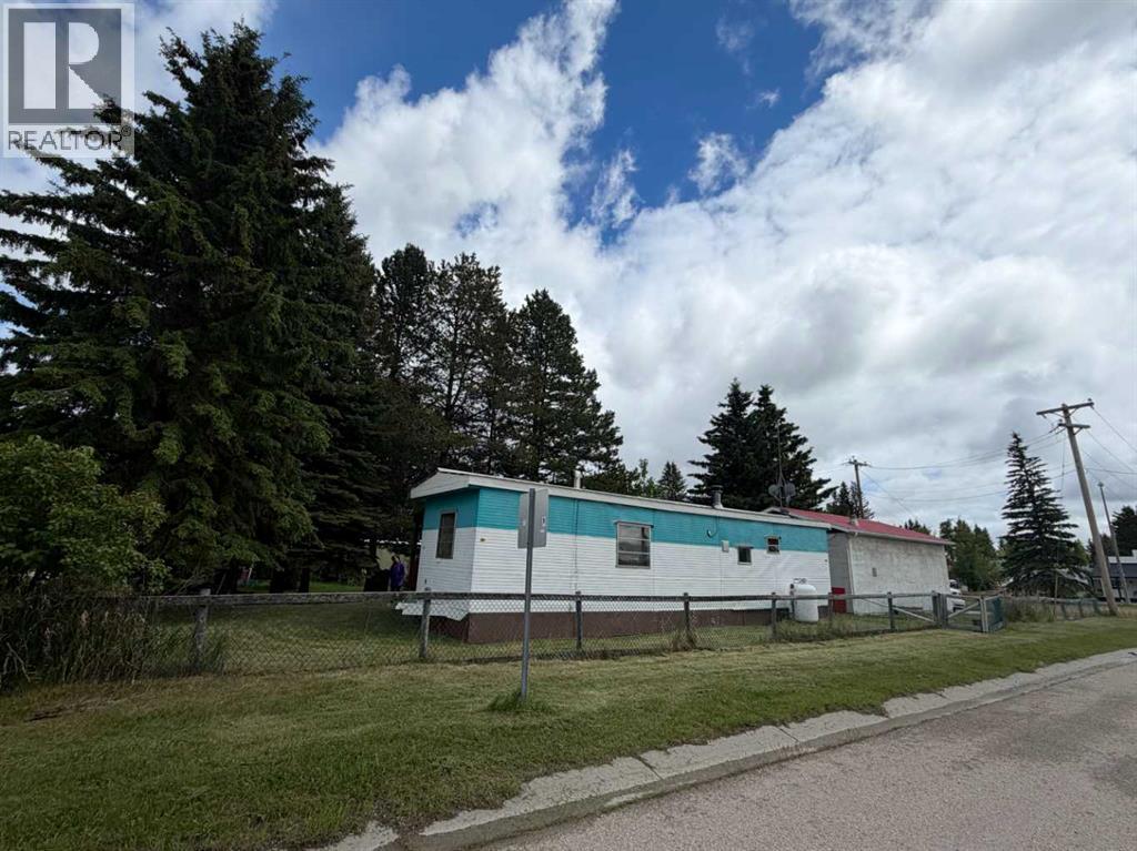 5139 51 Avenue - Image 4