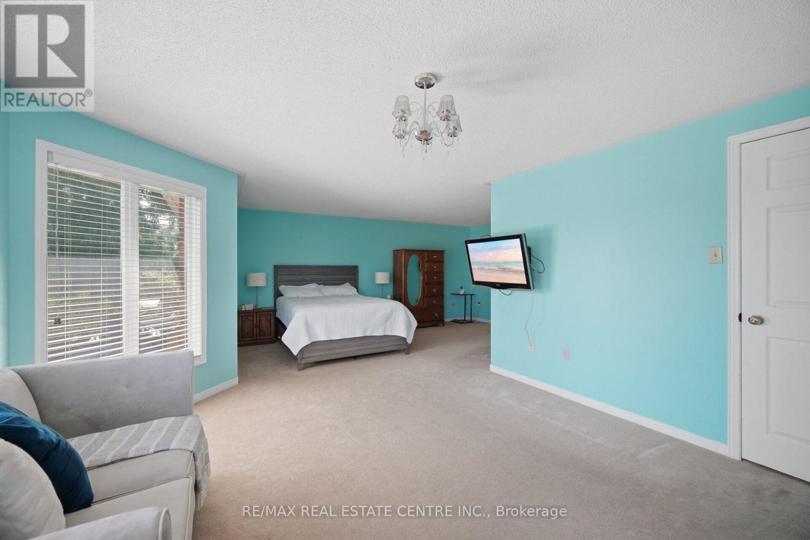 46 BUTLERMERE DRIVE - 27