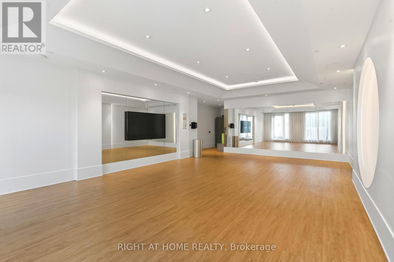 #2002 2007 JAMES STREET - Image 48