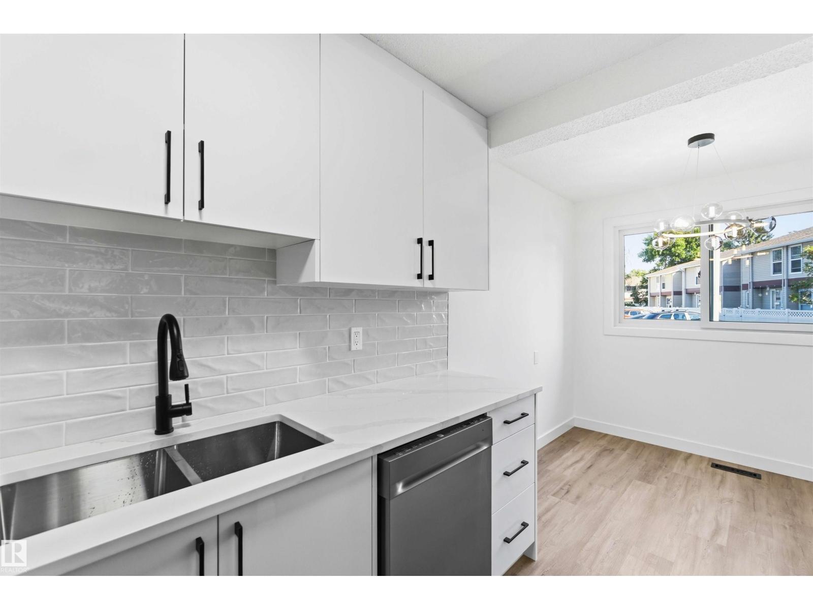 350 CLAREVIEW RD NW - 7