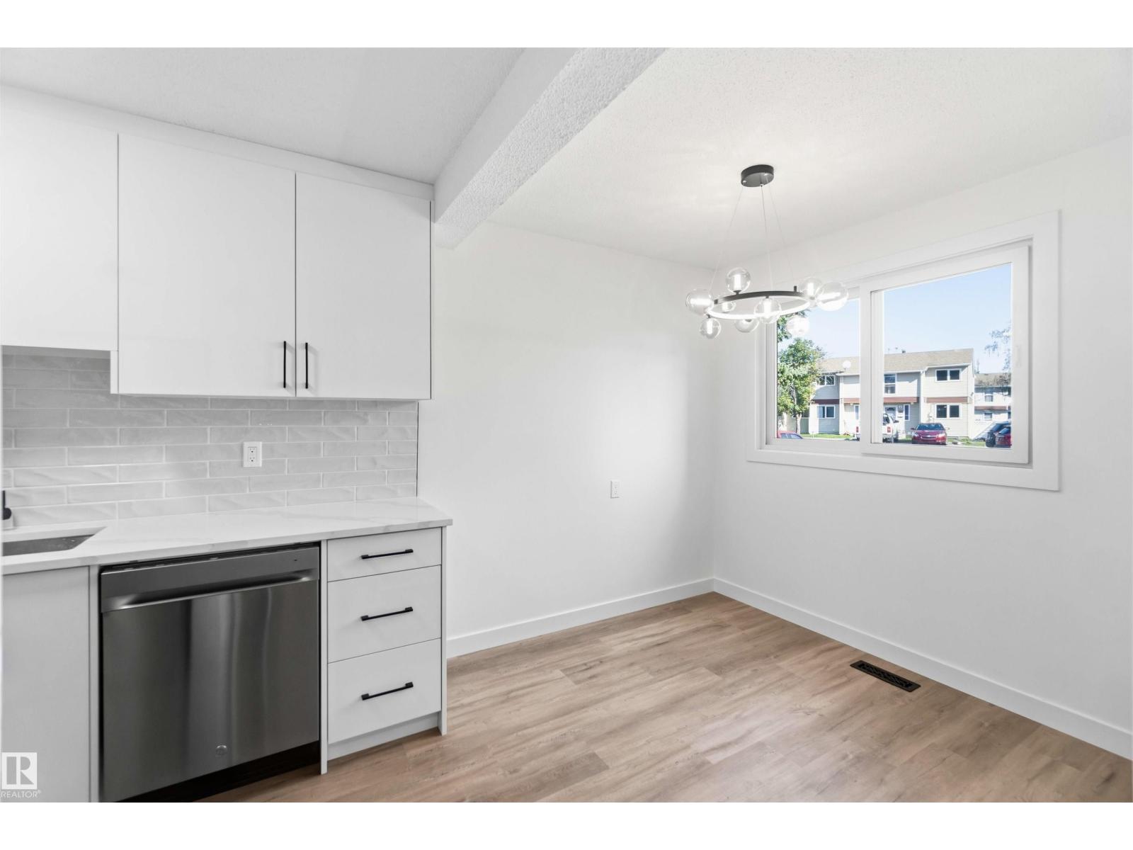 350 CLAREVIEW RD NW - Image 8