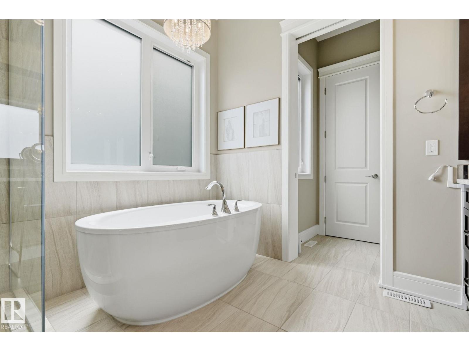 657 178A ST SW - 24