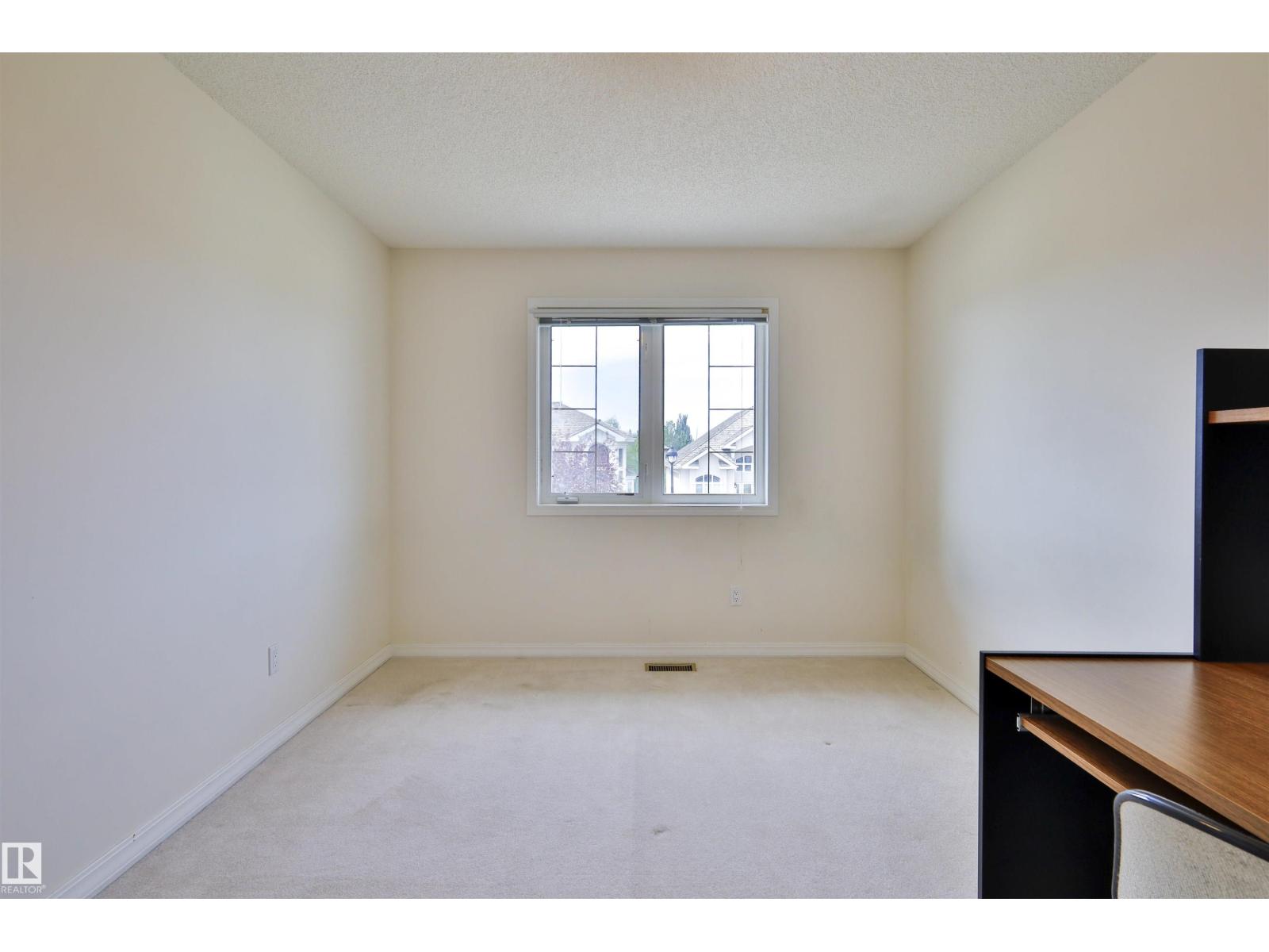 237 DARLINGTON CR NW - Image 33