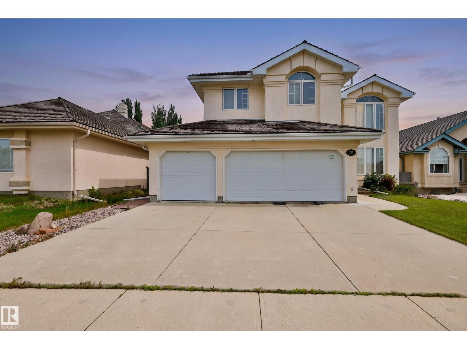 237 DARLINGTON CR NW - 40