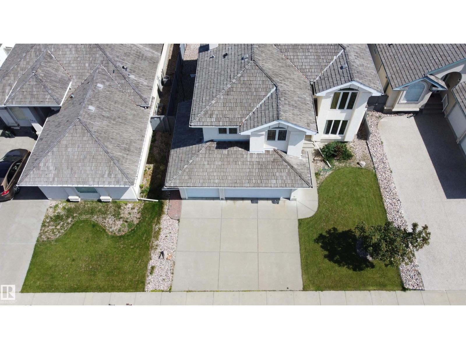 237 DARLINGTON CR NW - Image 57