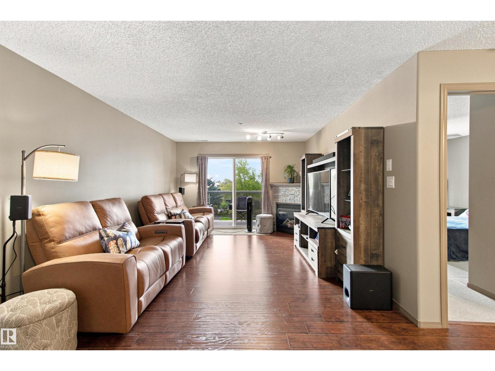 #219 16035 132 ST NW - 10