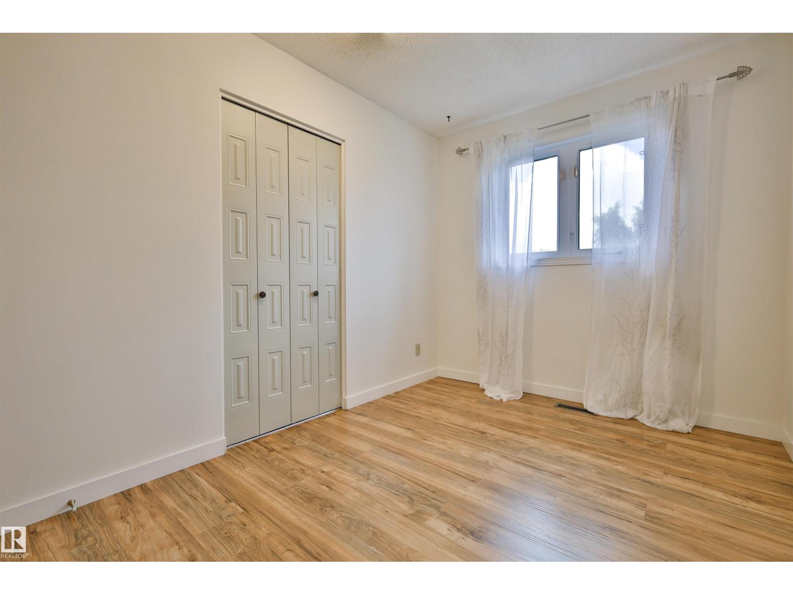 12229 39 ST NW - Image 25