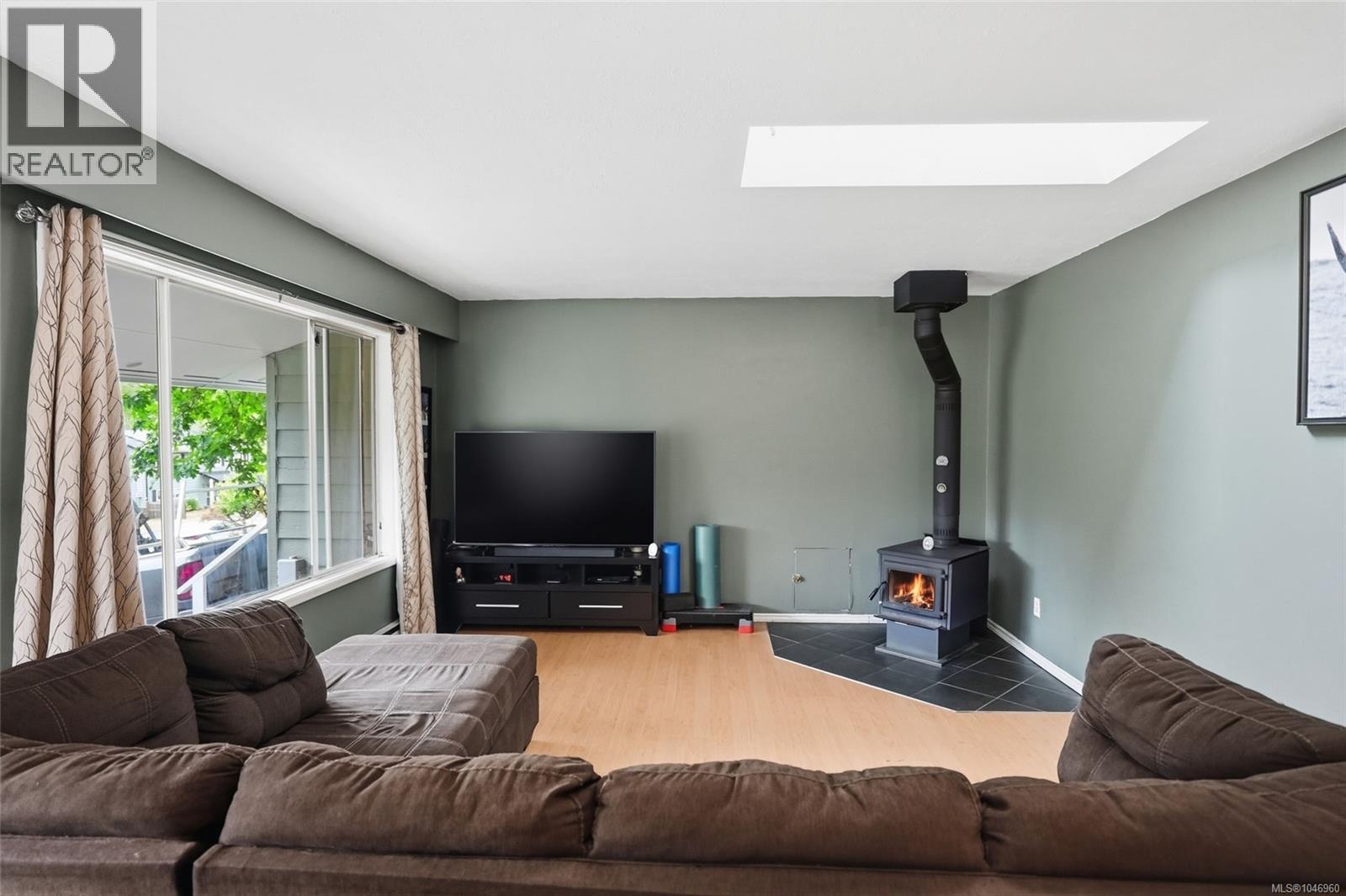 358 Aldous Rd, Qualicum Beach