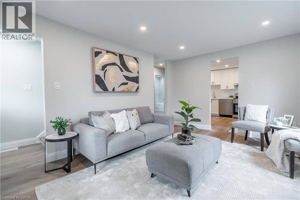 88 IVON Avenue - 6