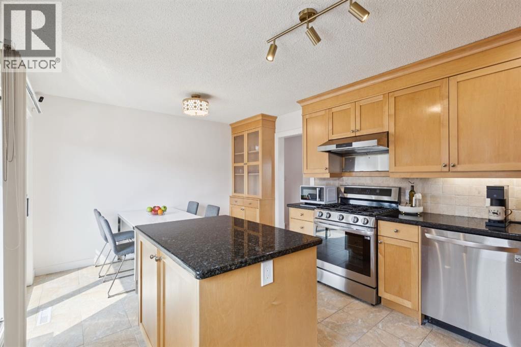 4927 10 Avenue SW - 15