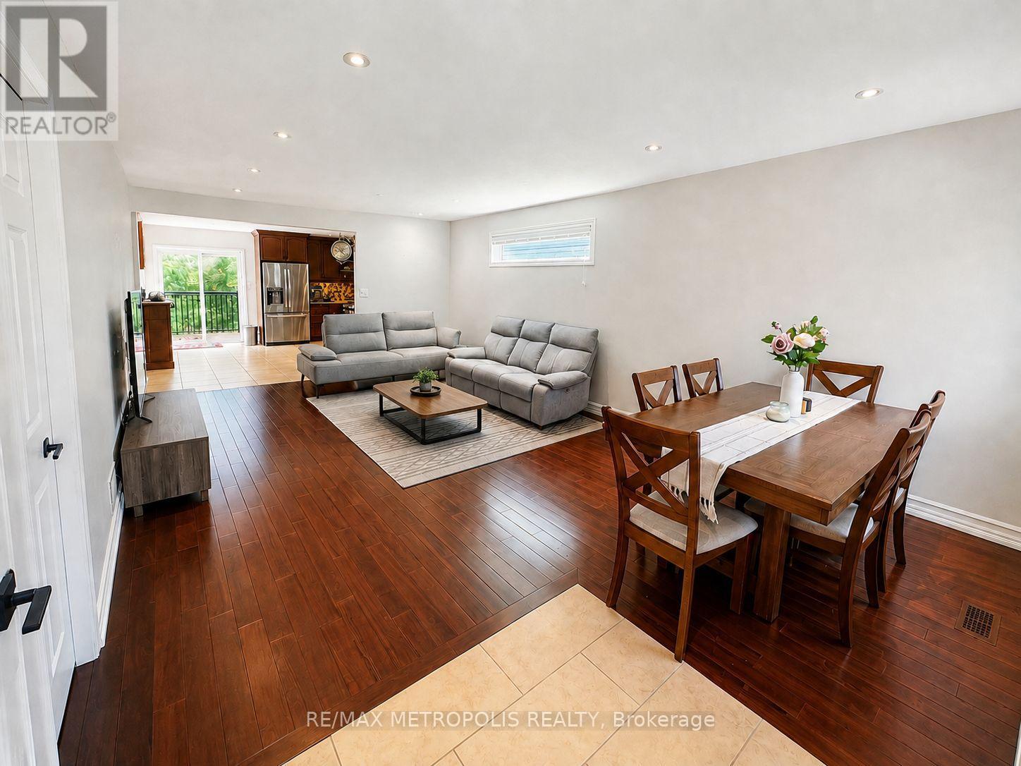 46 WHITEROCK AVENUE - 1