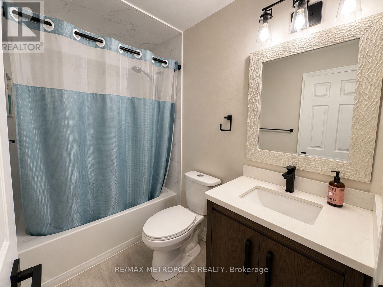 46 WHITEROCK AVENUE - 21
