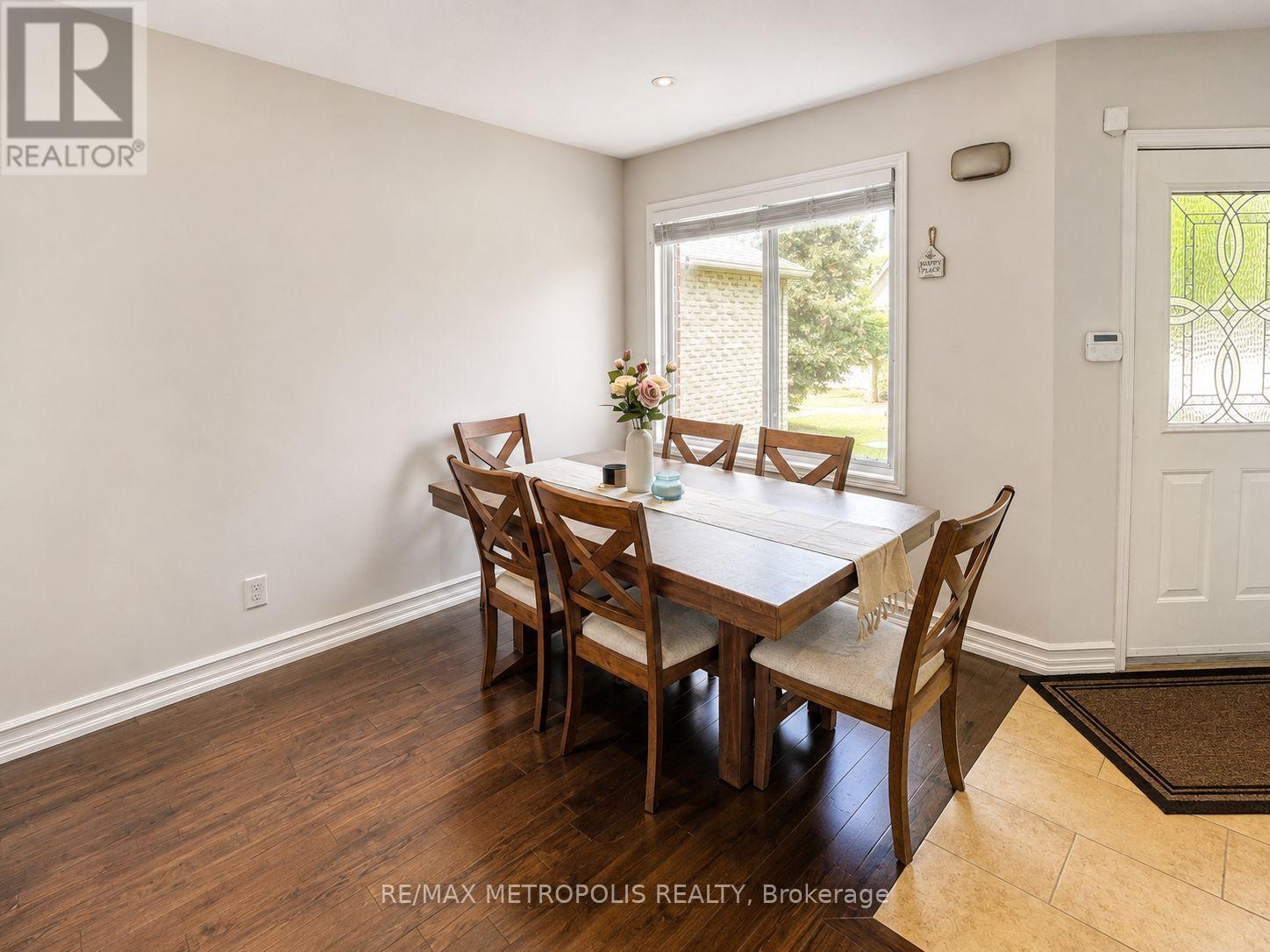 46 WHITEROCK AVENUE - 8