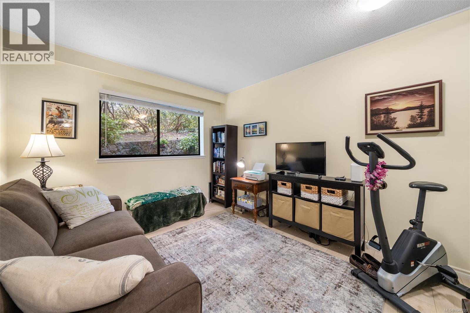 #104 1106 Glenora Pl - 12