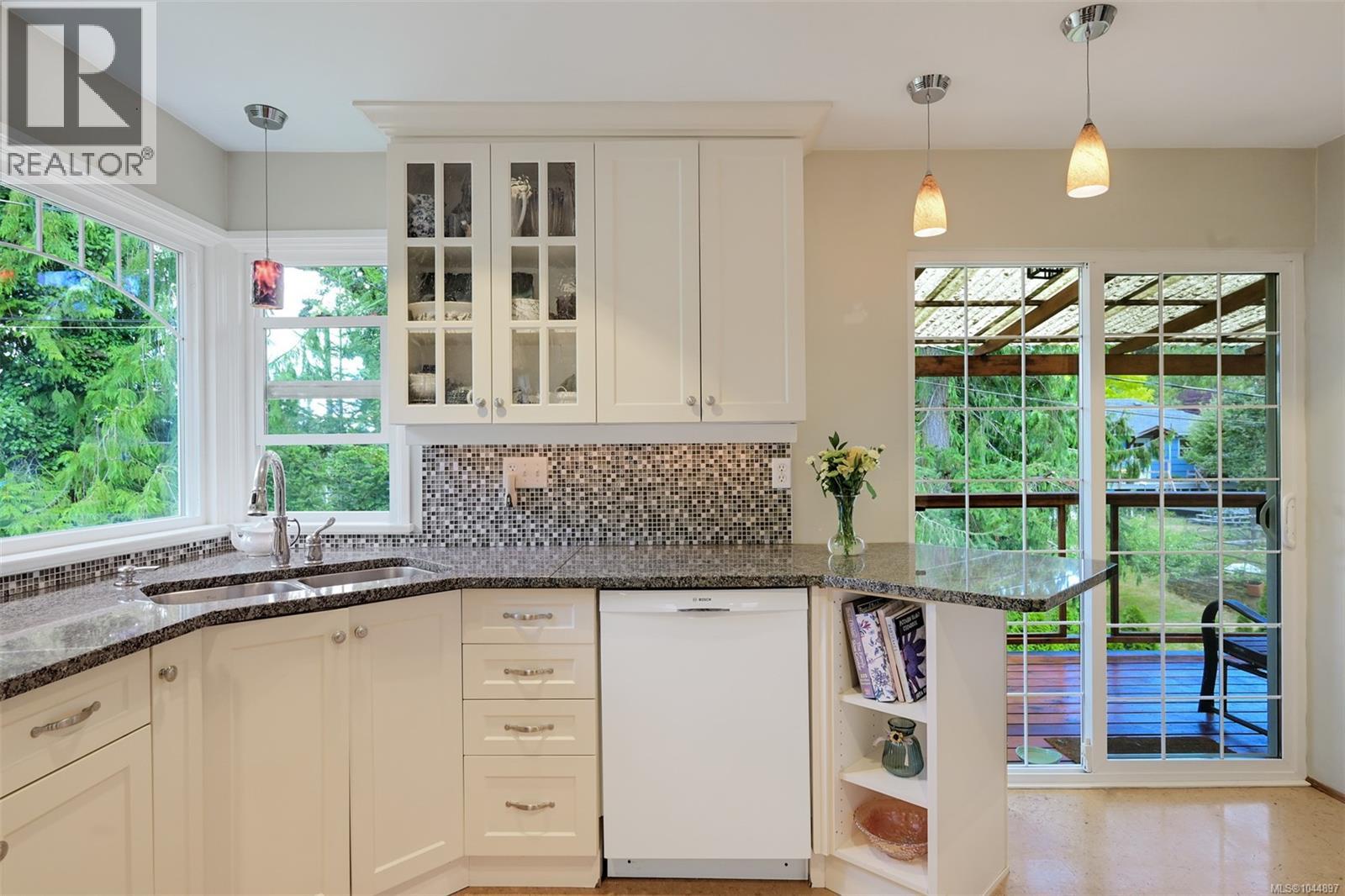 3835 Cumberland Rd - 10