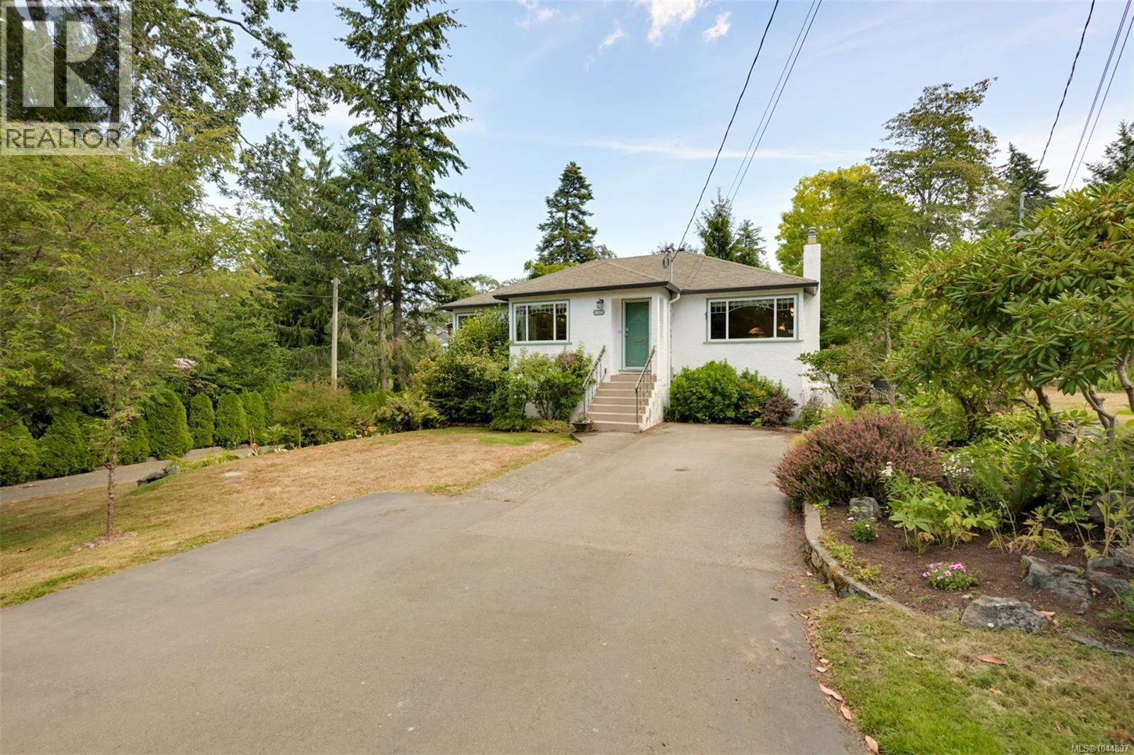 3835 Cumberland Rd - 2