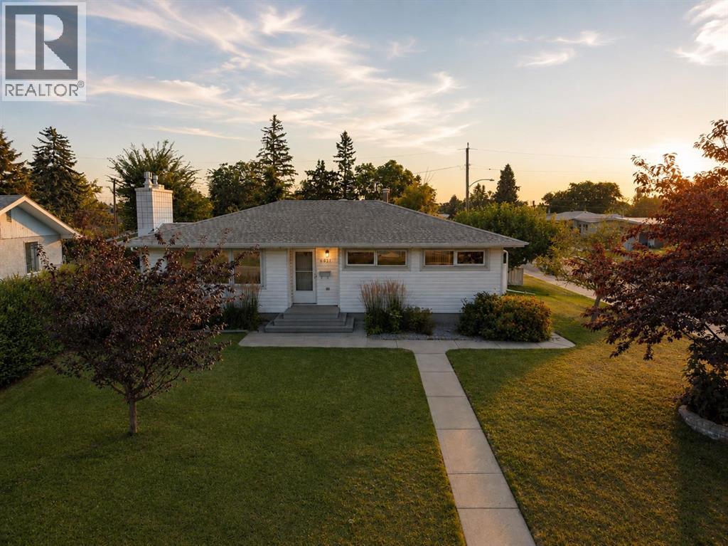 Property for sale at 4021 Embury Crescent